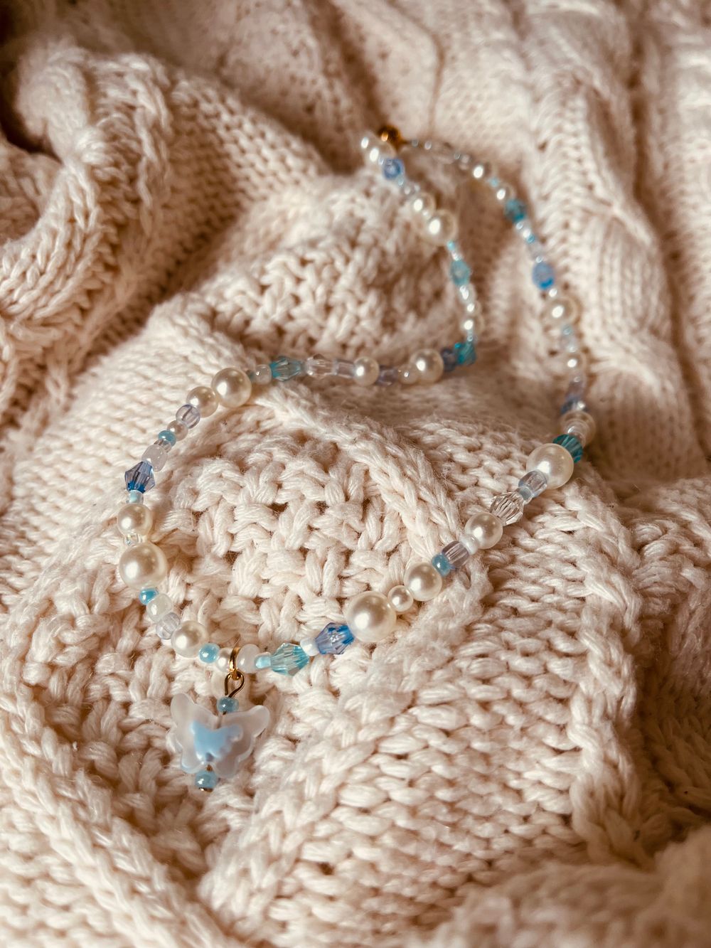 Summer Sky Butterfly Pearl Necklace 